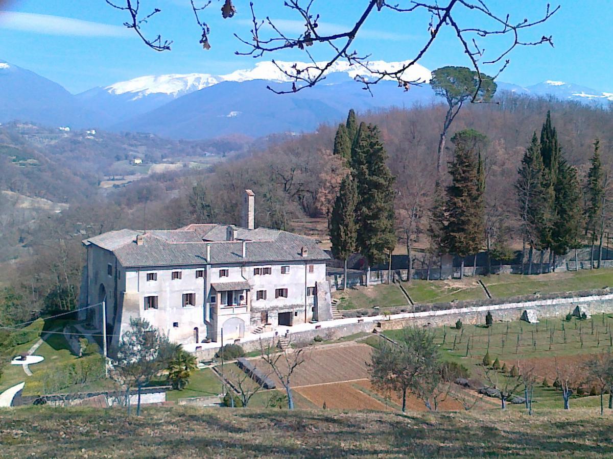 Dentro Le Mura Rieti Exteriör bild
